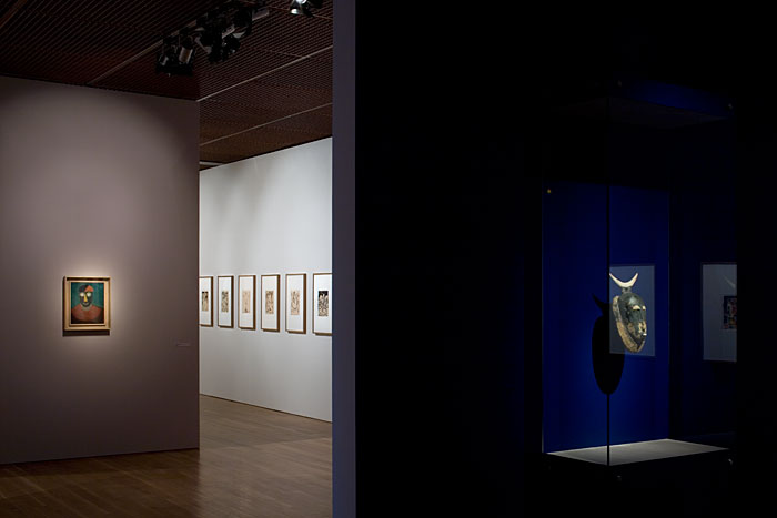 Fotografia - Desenho de exposição – Amadeo de Souza Cardoso. Diálogo de vanguardas